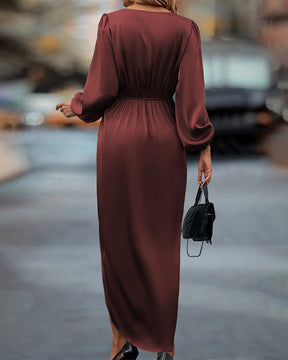 Elegant Midi Dress – V-Neck & Balloon Sleeves