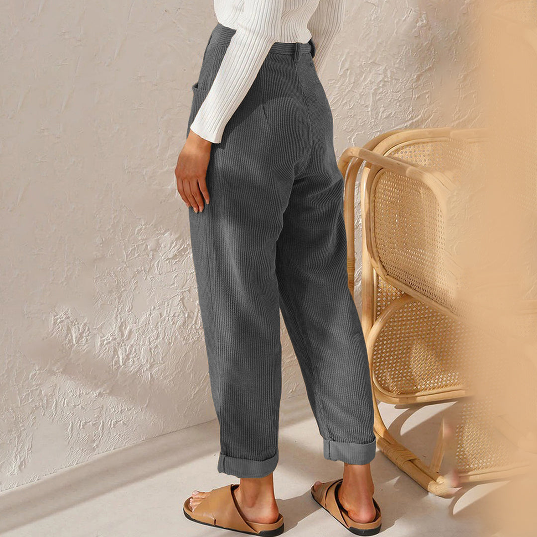 High-Waist Corduroy Trousers – Relaxed Fit