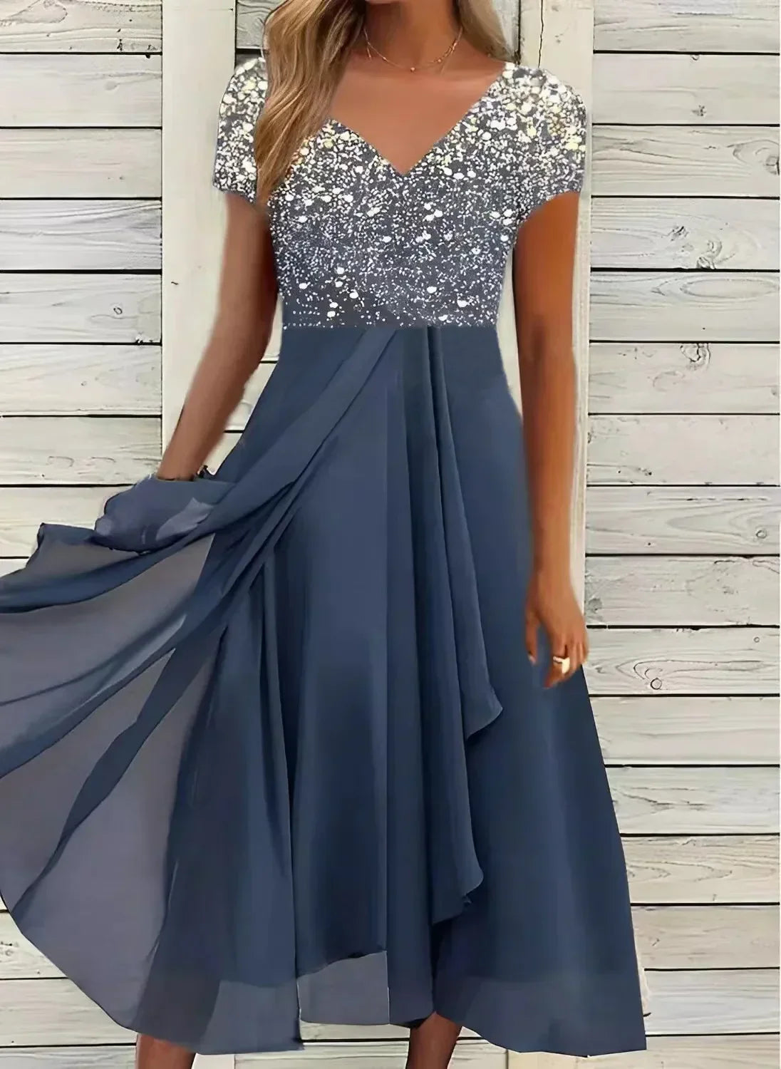 Elegant V-Neck Evening Dress – Timeless & Chic